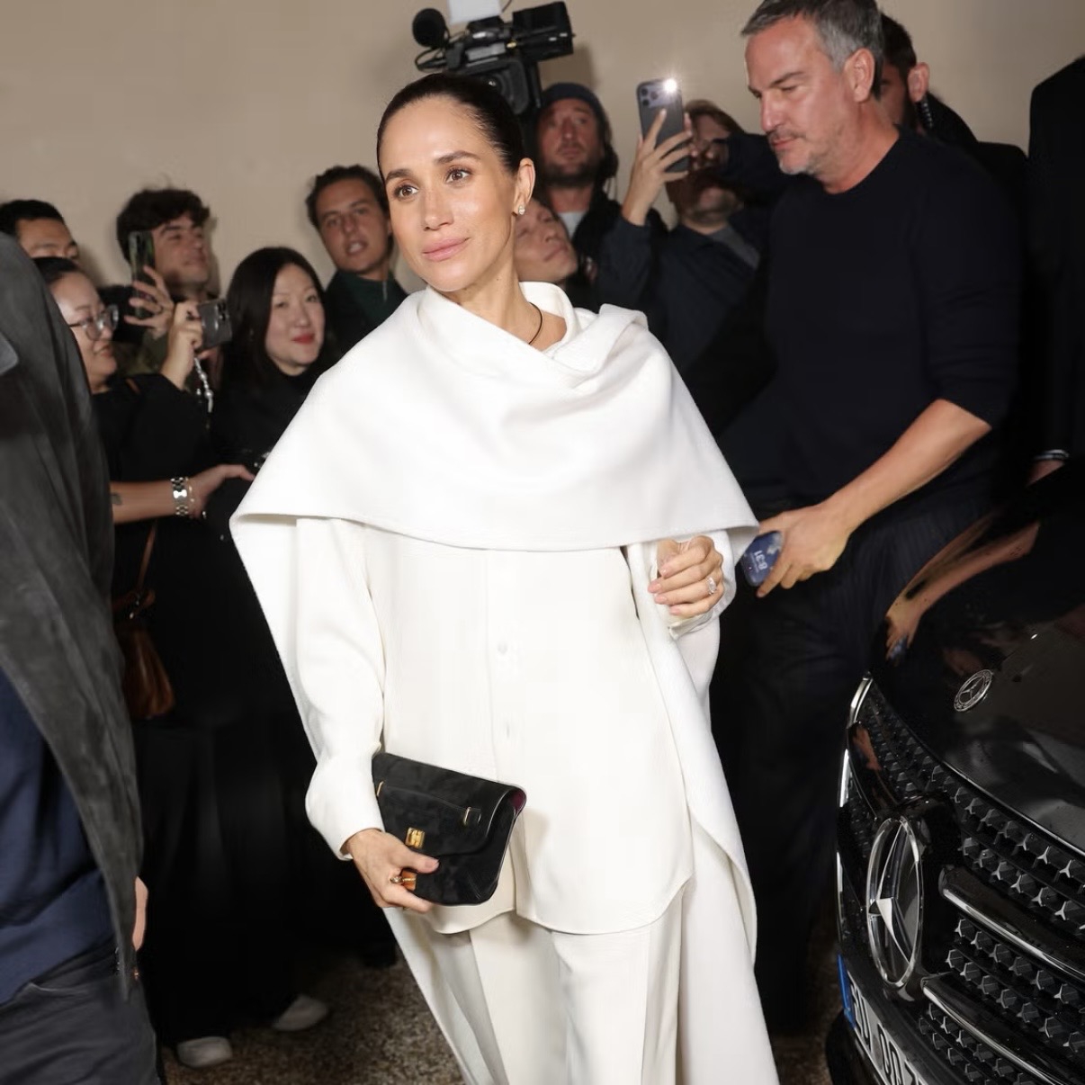 Duchess Meghan Membuktikan Pesona Sepatu It-Girl Musim Ini