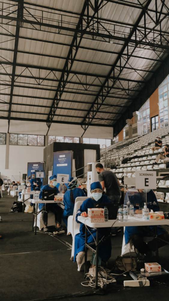 Pengalaman Mendapat Privilege Disuntik Vaksin COVID-19 Bersama Para Awak Media