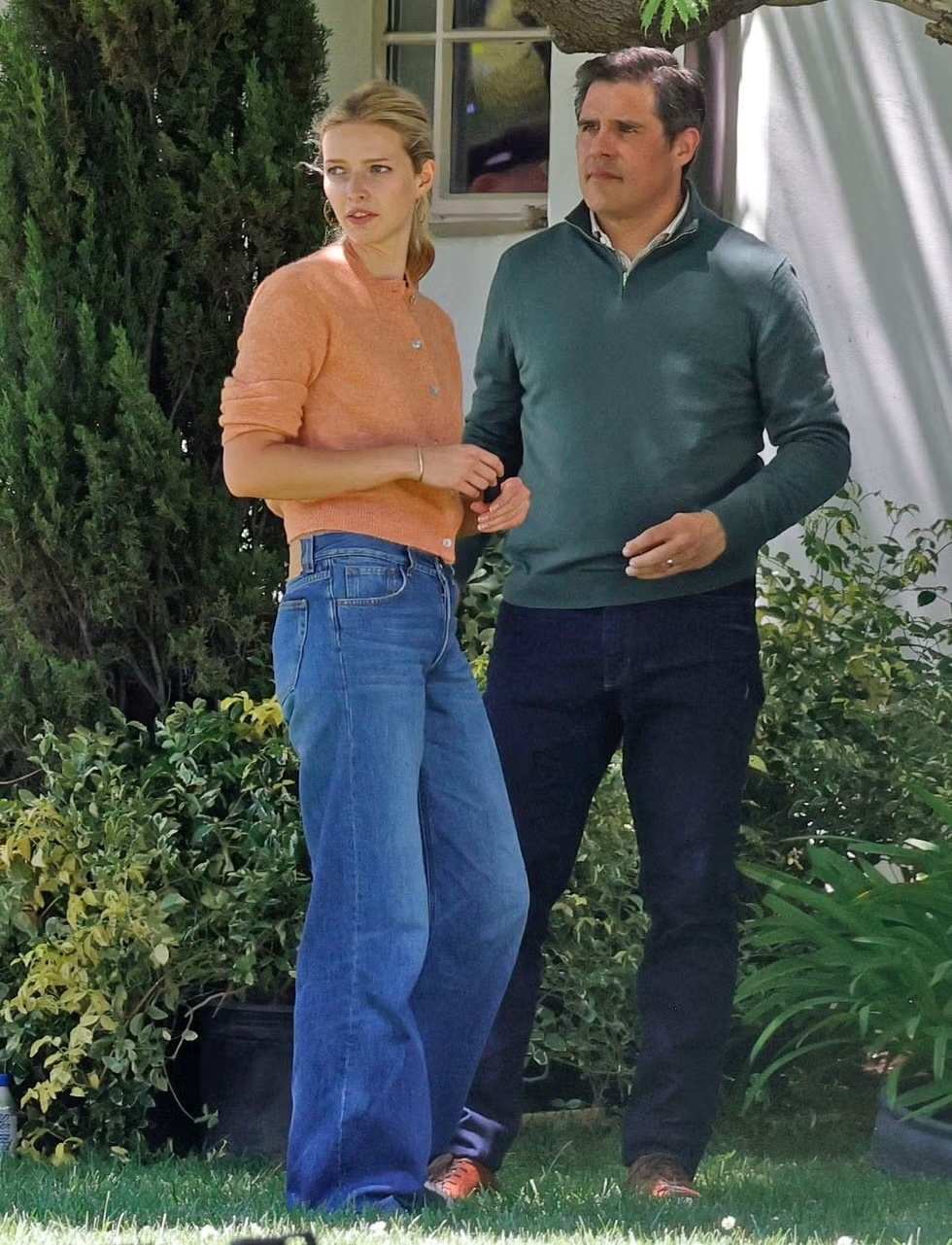 Apple Martin Seperti Kembaran Gwyneth Paltrow Saat Syuting Film Pertamanya