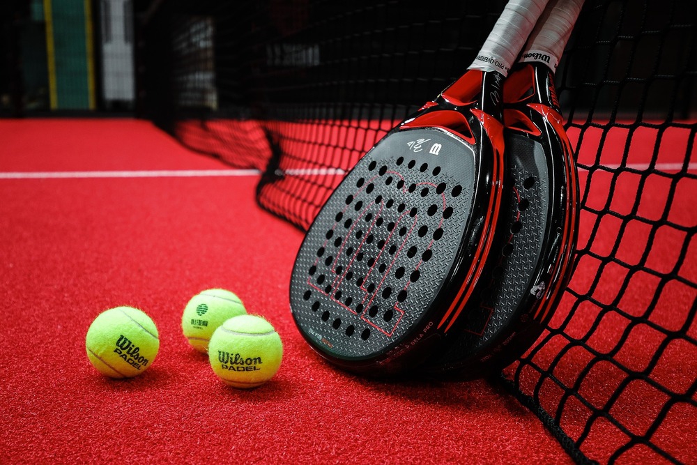 5 Raket Padel Terbaik Untuk Padupadankan Gaya dan Performa di Lapangan