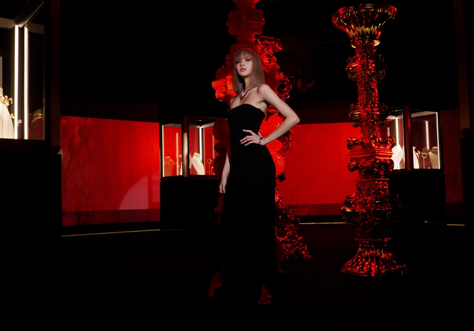 Intip Video Para Superstar K-Pop Favorit Anda di Pameran Bulgari Colours
