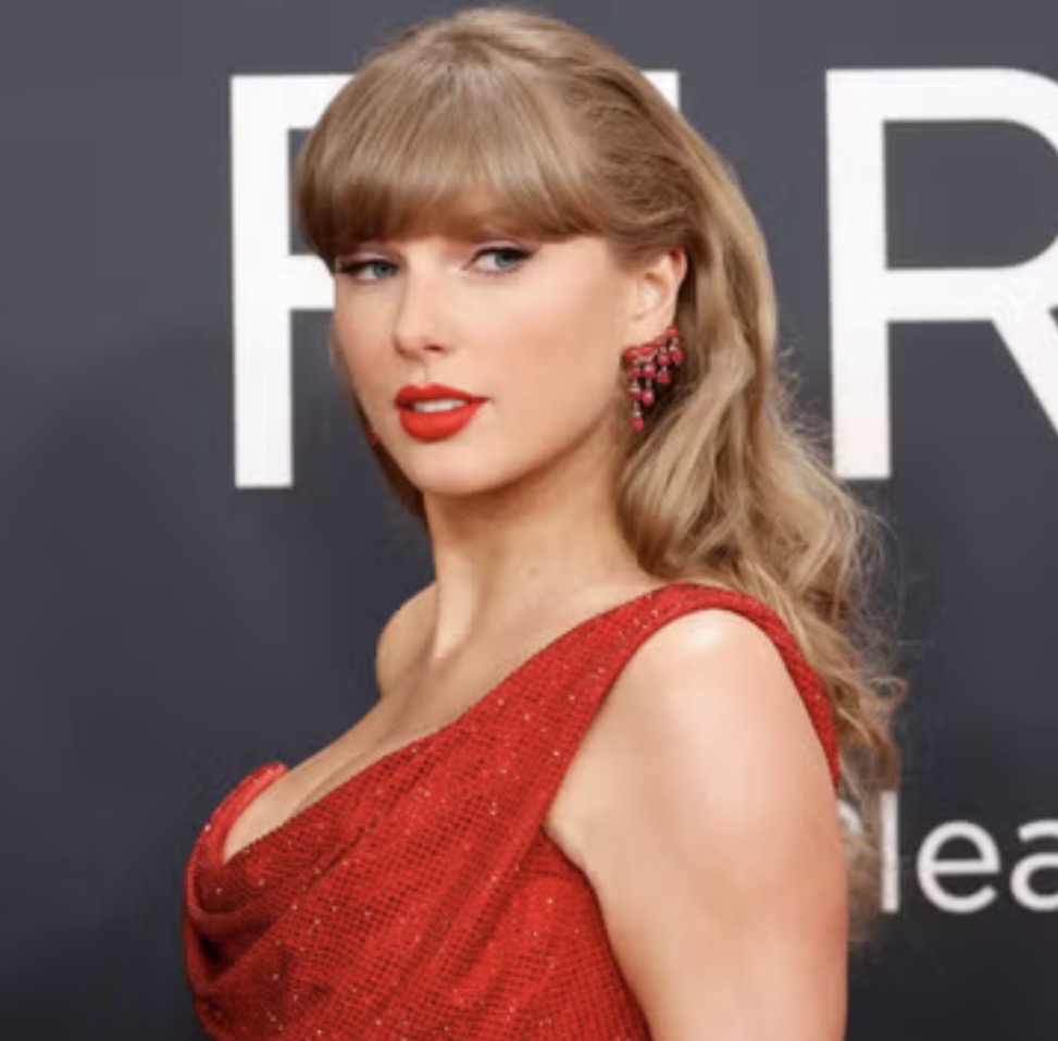 Saat Tak Ada yang Menyadari, Taylor Swift Diam-Diam Hadir di After-Party Grammy