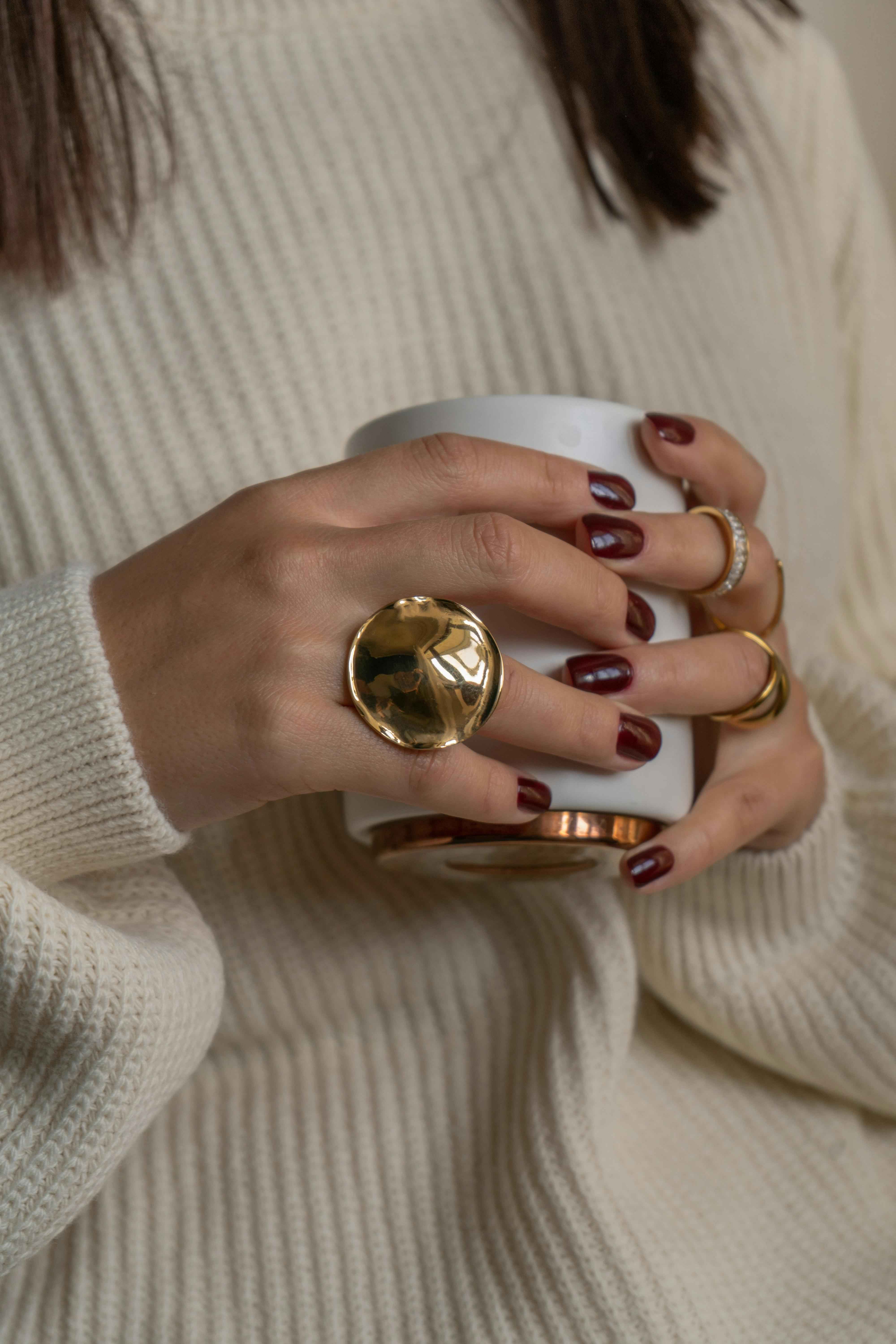 Inspirasi Desain Nail Art Maroon Mewah