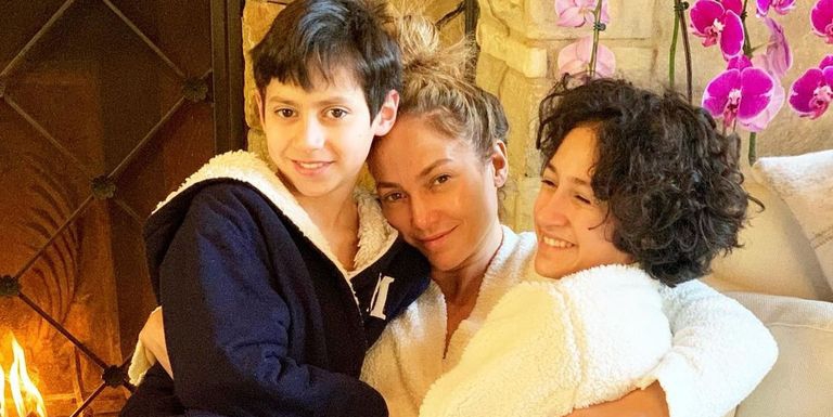 Jennifer Lopez Bagikan Pesan Manis untuk Anak Kembarnya yang Sedang Berulang Tahun