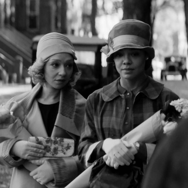 Passing: Film yang Menghebohkan Festival Film Sundance Ini Mungkin akan Tayang di Netflix