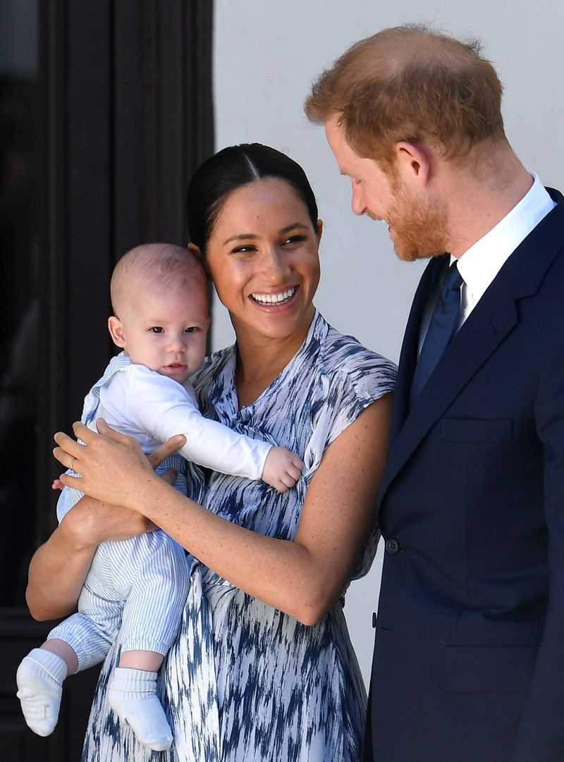 Meghan Markle Mengukir Sejarah Kerajaan Inggris Sehubungan Pemilihan Umum di Amerika Serikat