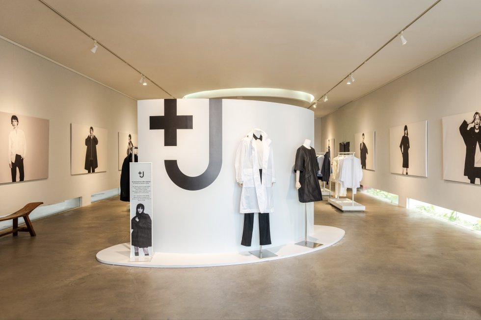 Ini Koleksi Terbaru Uniqlo +J Musim Semi/Panas 2021, Intip Penampilan Daniel Mananta, Ayla Dimitri, dan Sederet Selebgram Lainnya