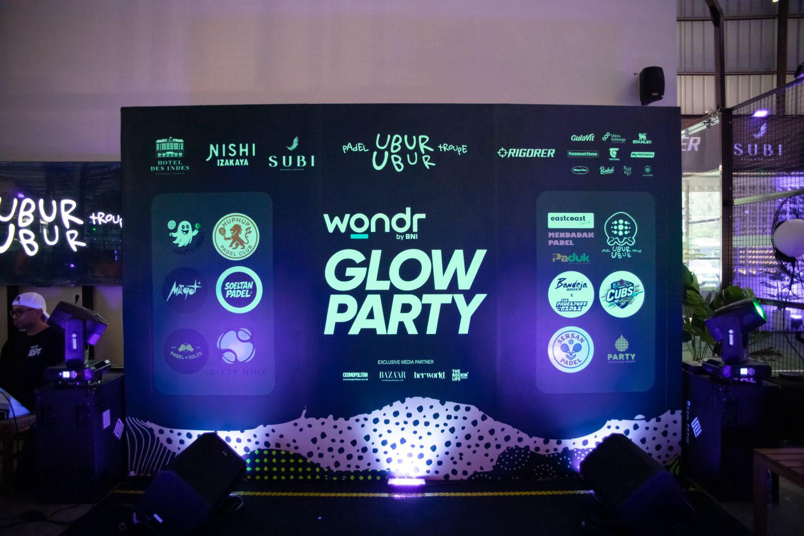 Glow Party