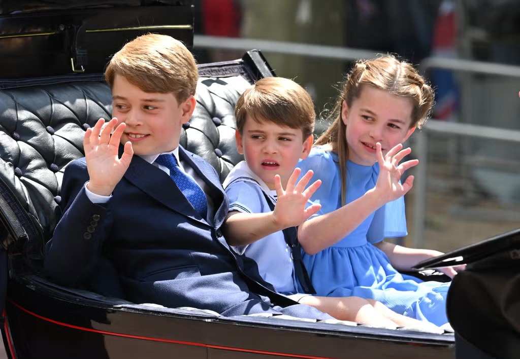 Pangeran George, Putri Charlotte, dan Pangeran Louis Menjalankan Salah Satu Tanggung Jawab Kerajaan Pertama Mereka