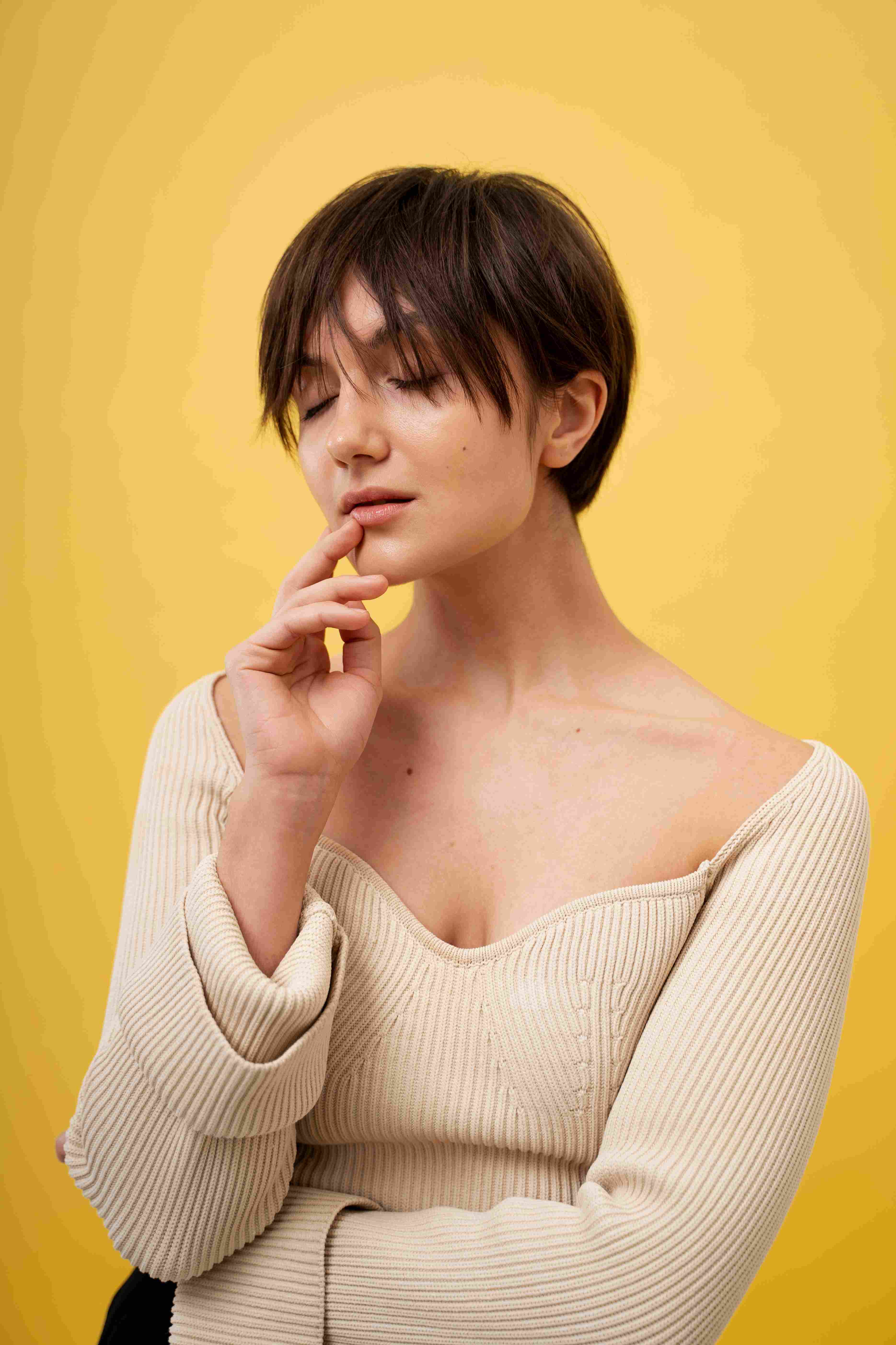 Warna Rambut yang Cocok untuk Rambut Pendek