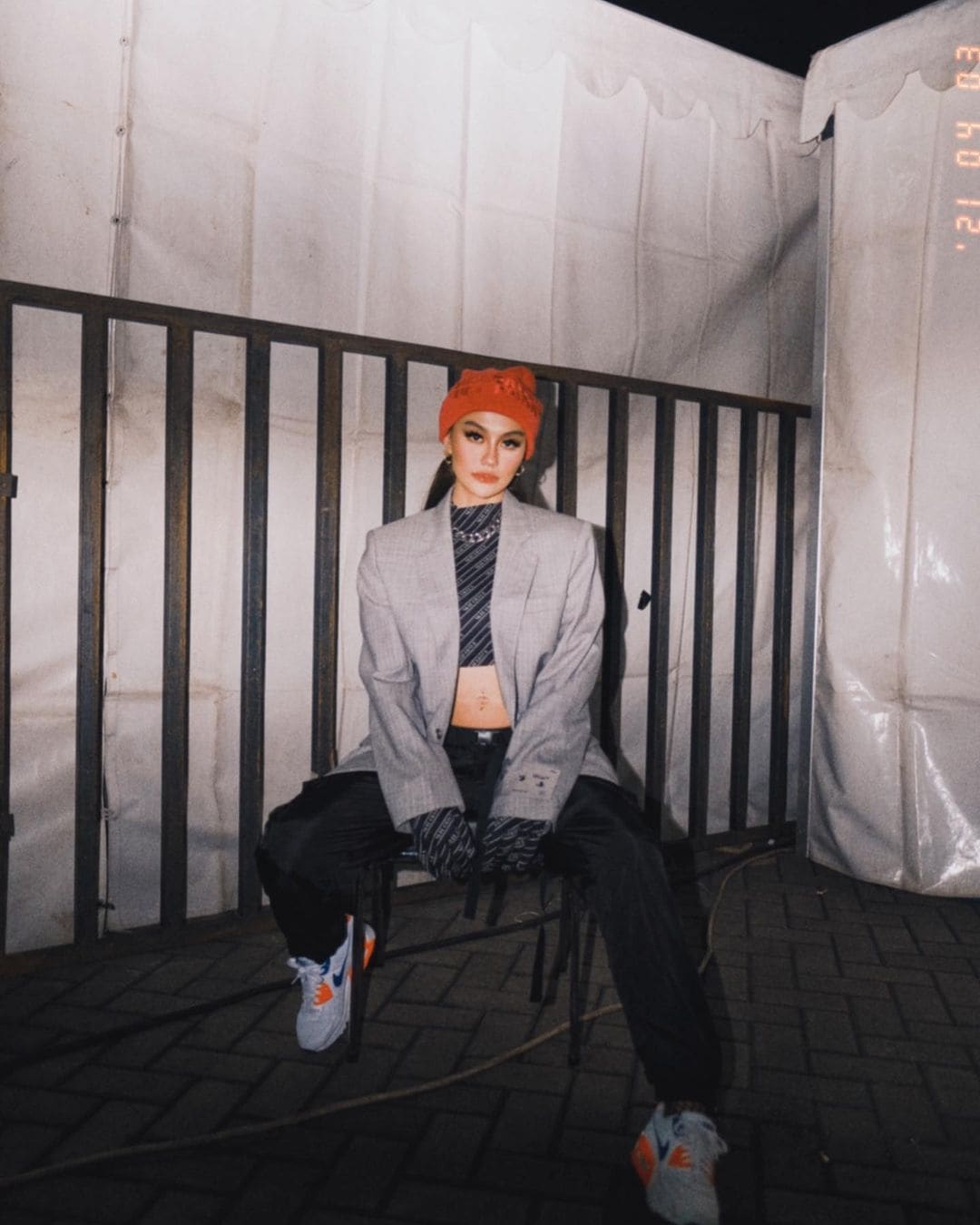 Agnez Mo Ungkapkan Rasa Bahagia ketika Olivia Munn Membuat Cover Lagu Terbarunya