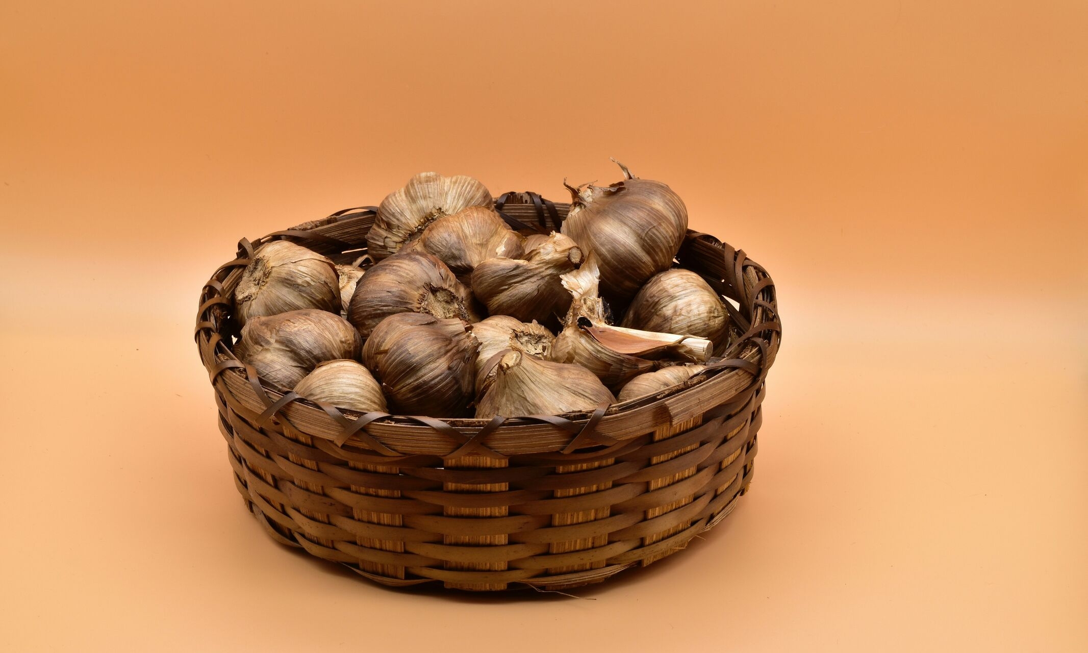8 Manfaat Black Garlic untuk Kesehatan yang Perlu Diketahui