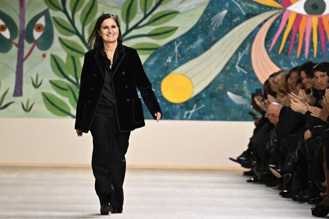 Maria Grazia Chiuri Resmi Kembali ke Fendi
