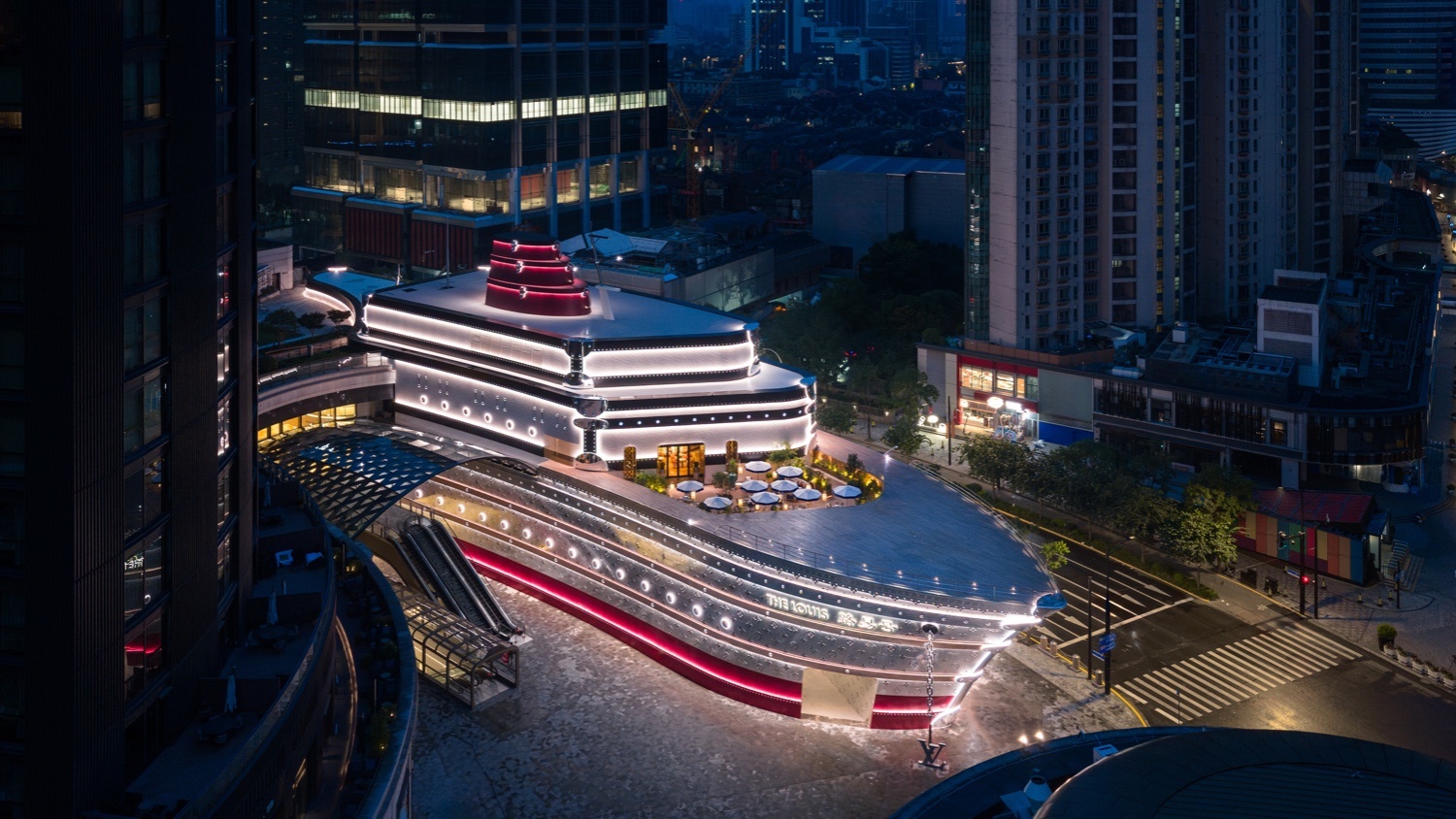 Kapal Mewah di Shanghai ini Menjadi Rumah Baru Louis Vuitton