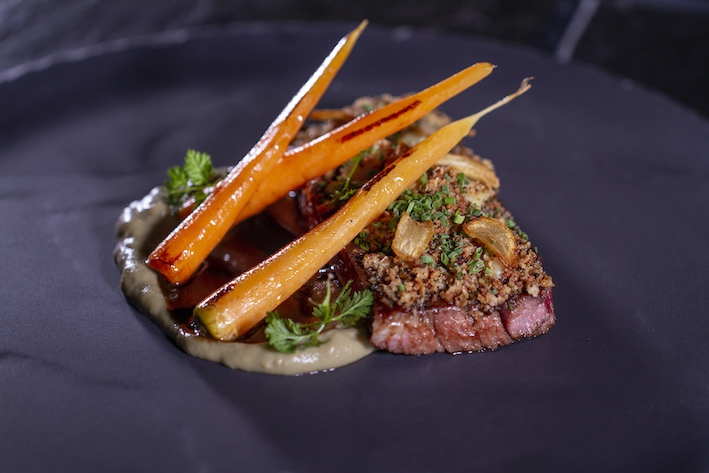 Menyantap 'Arang' di Resto Charcoal by TDR, Raffles Jakarta
