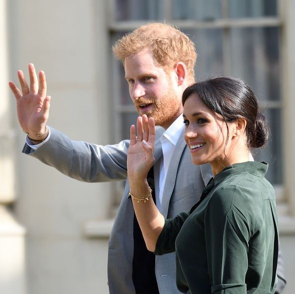 Pangeran Harry & Meghan Markle Resmi Menghapus Akun Media Sosial Mereka!