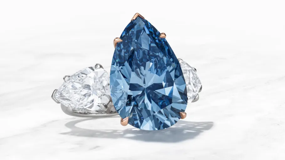 Bleu Royal Vivid Blue Diamond