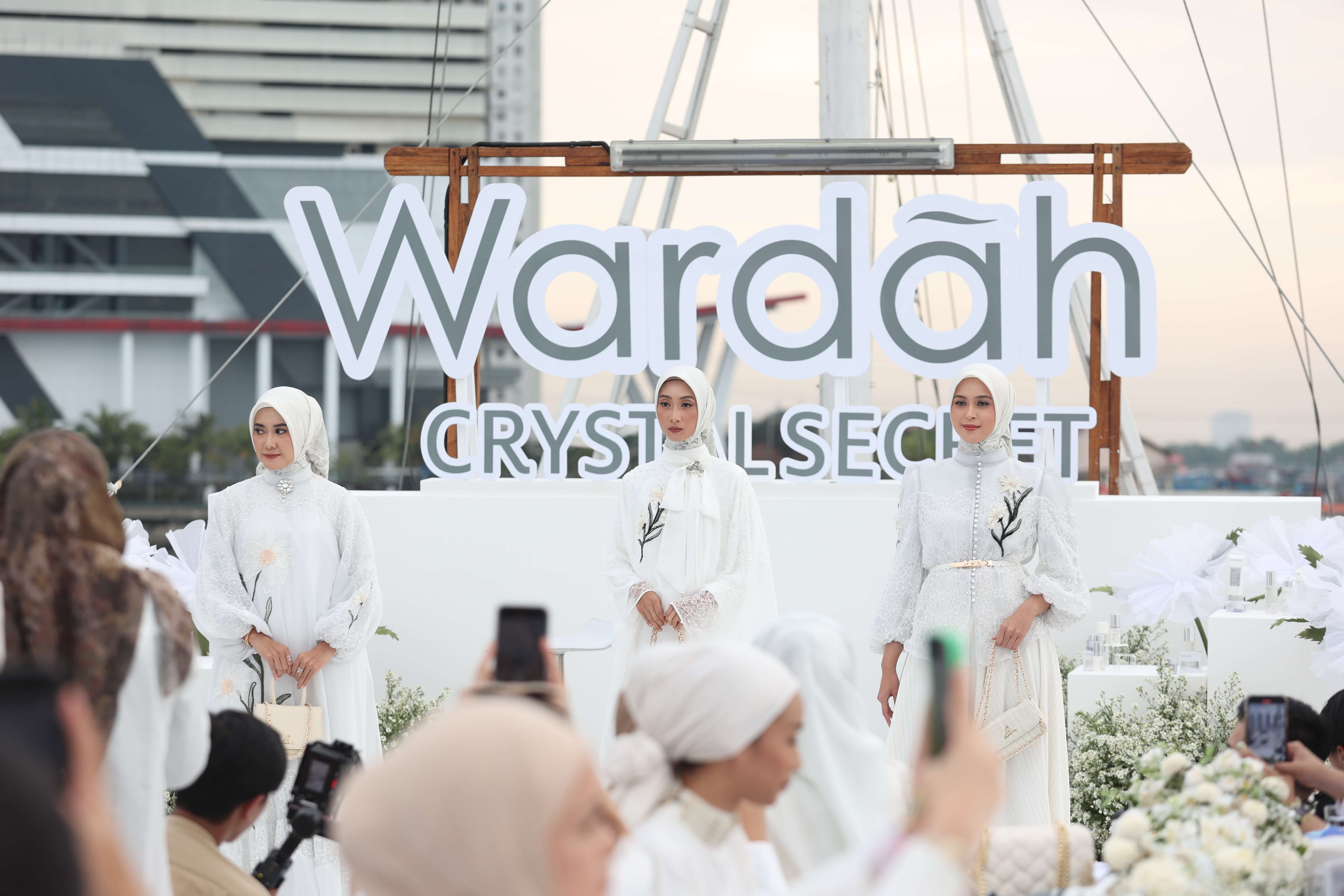 Wardah Crystal Secret