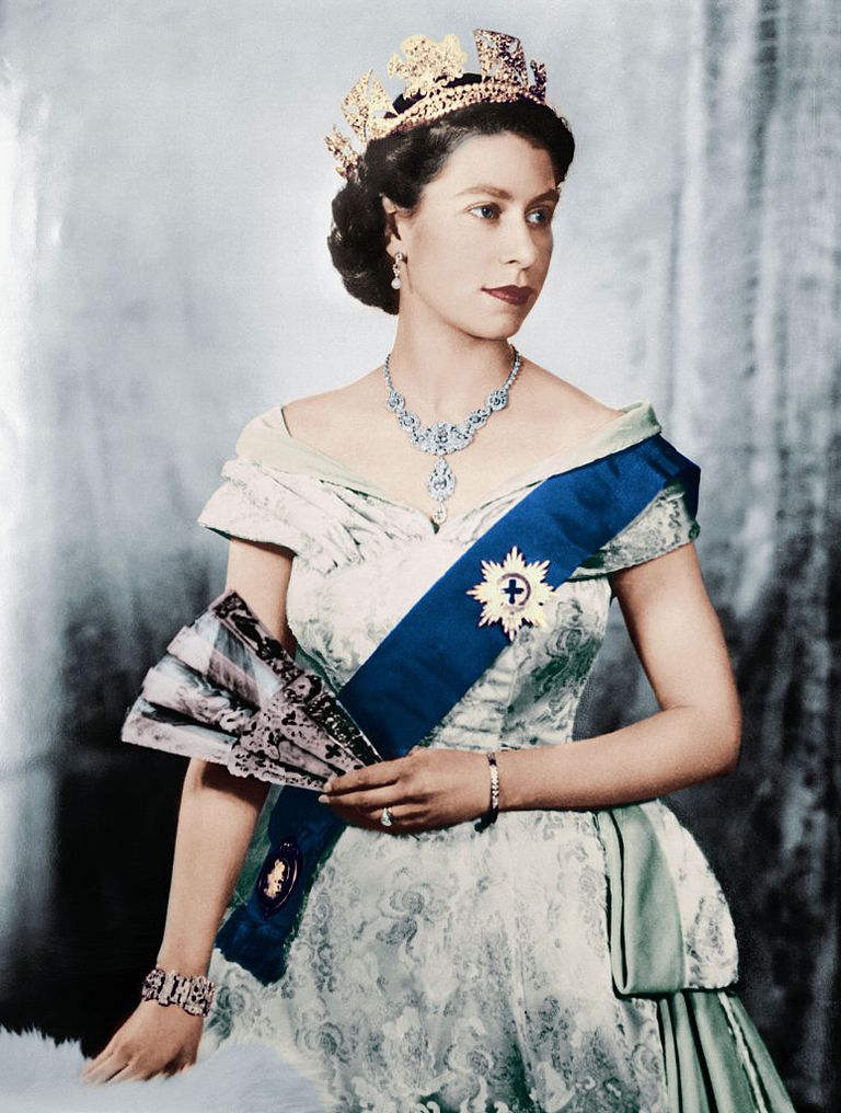 Potret Yang Mulia Ratu pada tahun 1952