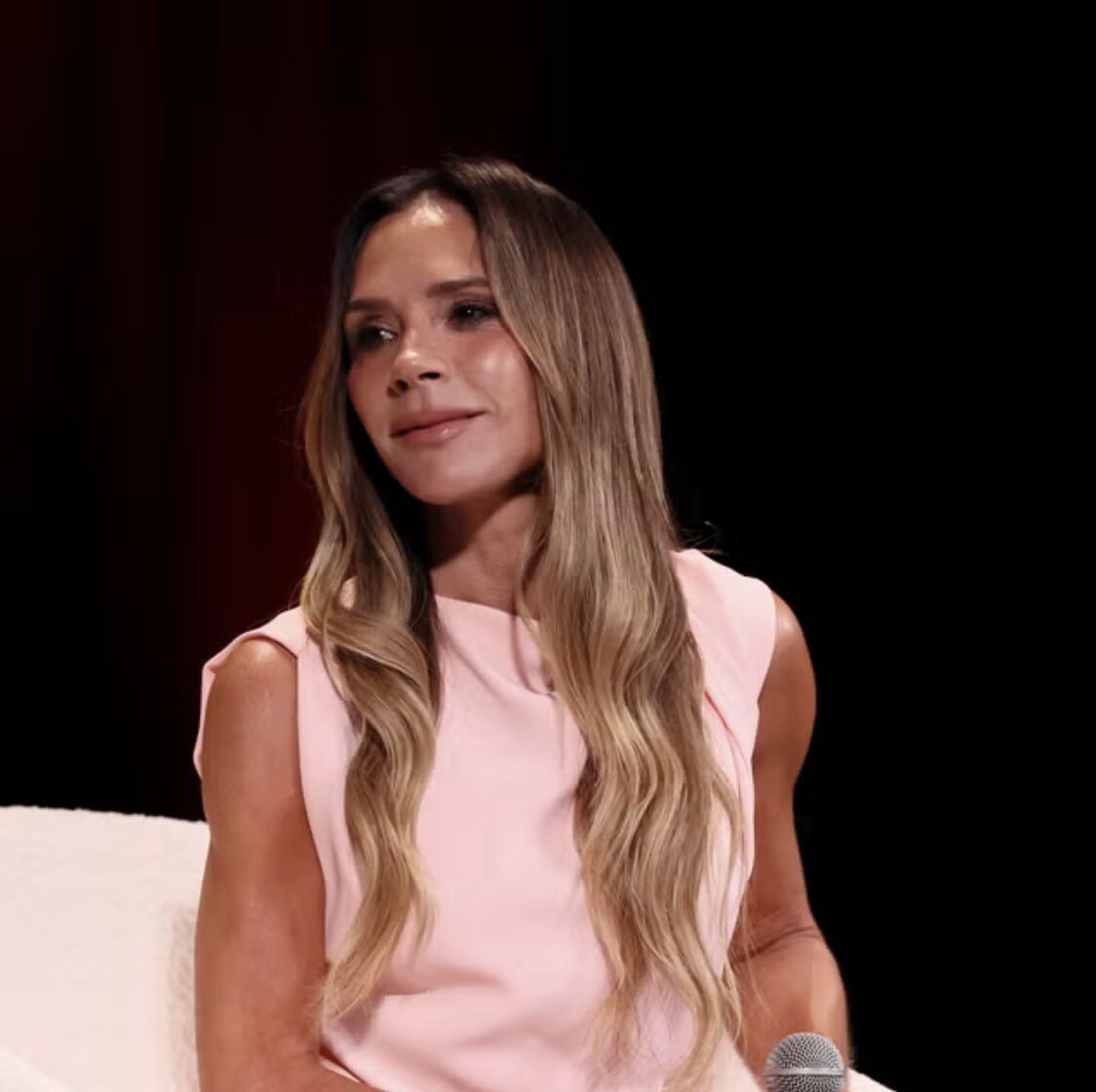 Victoria Beckham Kembali ke Studio Musik Setelah Lama Absen Bersama Sang Putra, Cruz