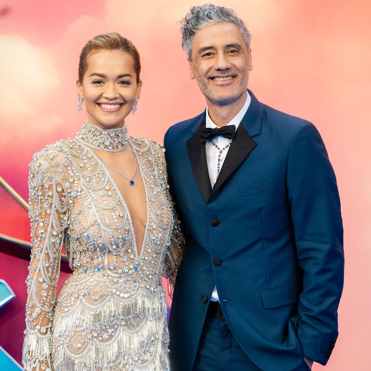 Rita Ora Mengonfirmasi Bahwa Ia Telah Menikah dengan Taika Waititi
