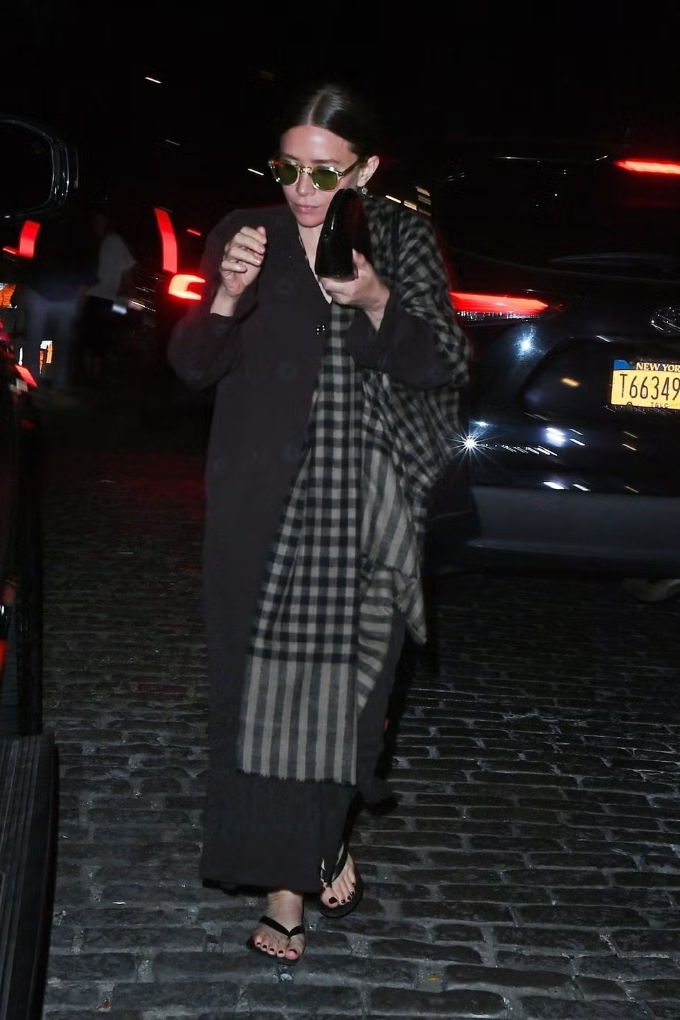 Setelan Kasual Ashley Olsen Ala Seorang New Yorker