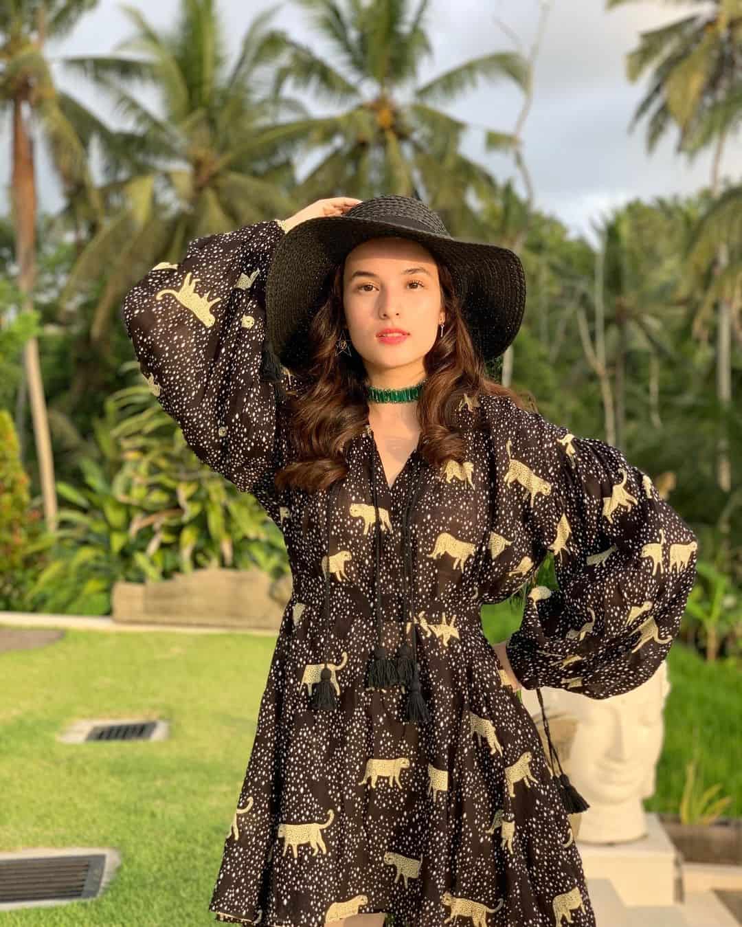 Inpirasi Riasan Wajah Flawless dari Chelsea Islan Ini Dapat Anda Tiru!