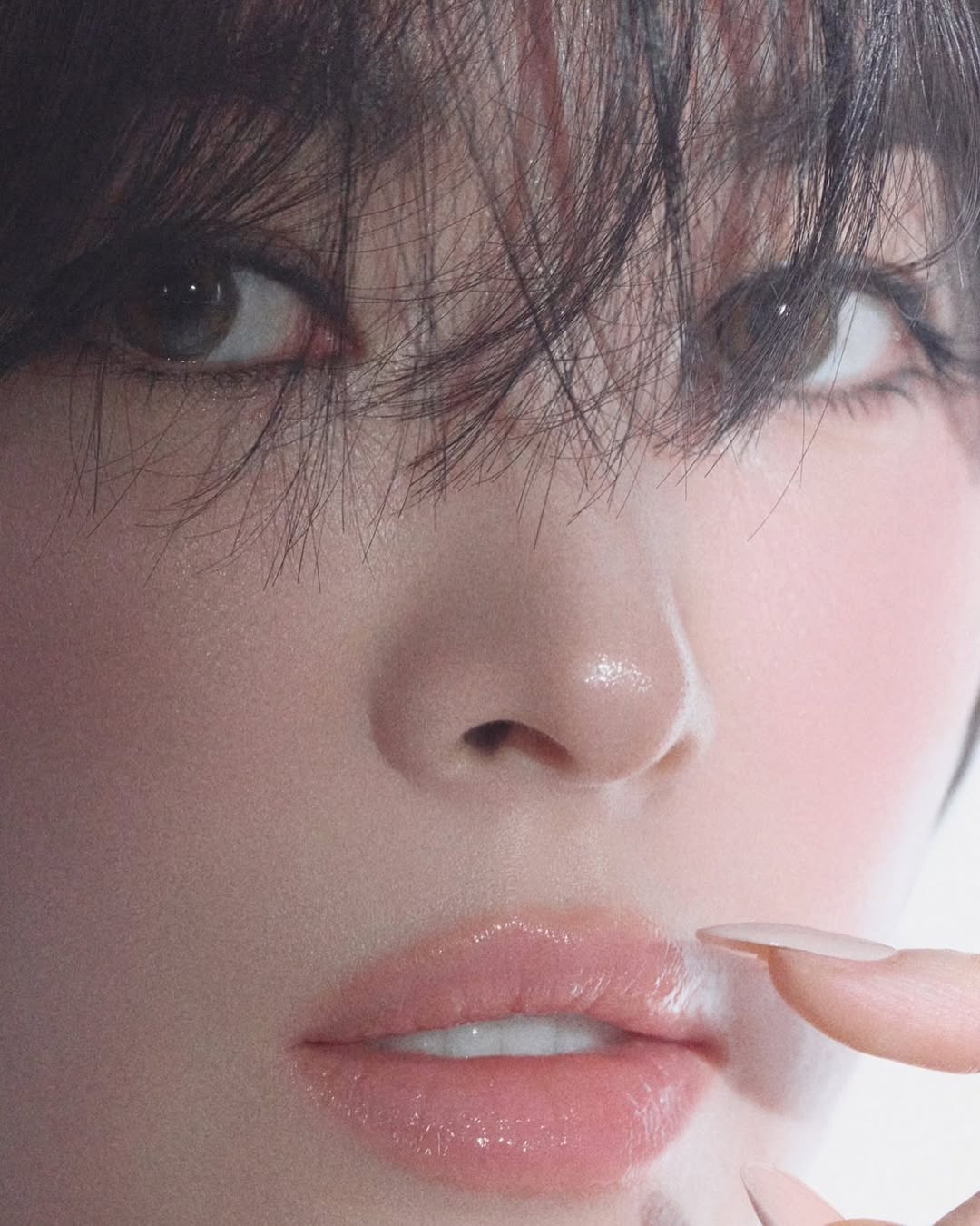 8 Pilihan Eye Cream Terbaik untuk Kulit Sekitar Mata yang Lebih Kencang dan Terhidrasi