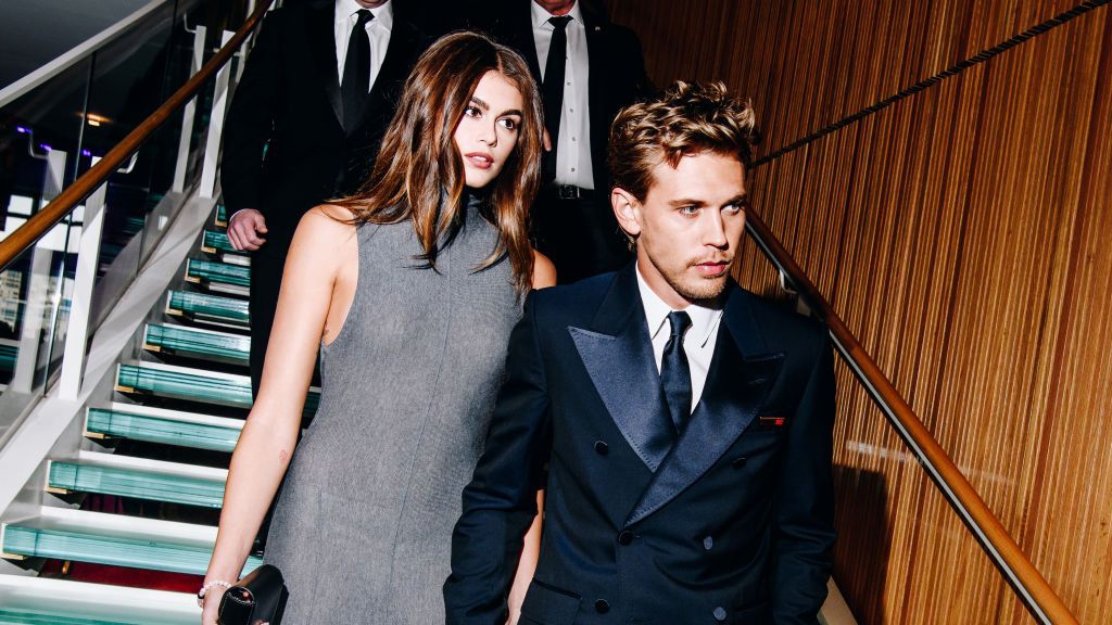 Malam Kencan Kaia Gerber dan Austin Butler di Tempat Bowling