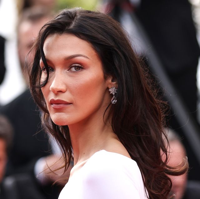 Bella Hadid Membagikan Foto Baru di Tengah Kekhawatiran Fans Atas Kesehatannya