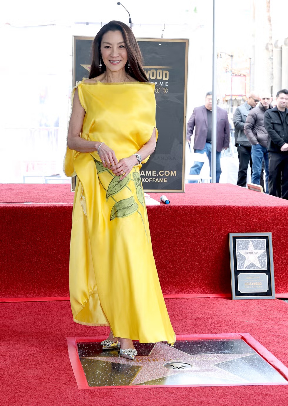 Michelle Yeoh Menerima Bintang Hollywood