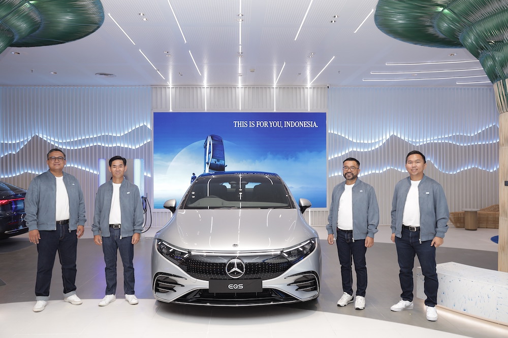 This is for you, BAZtie! Mobil Listrik Mercedes-EQ Kini Tiba di Indonesia
