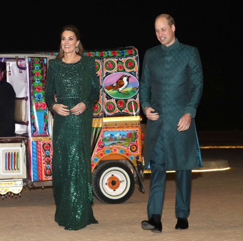 Kate Middleton Mengenakan Gaun Malam Hijau di Pakistan