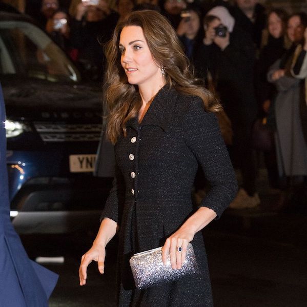 Kate Middleton Kenakan Sepatu Berkilau Saat Pergi ke Teater