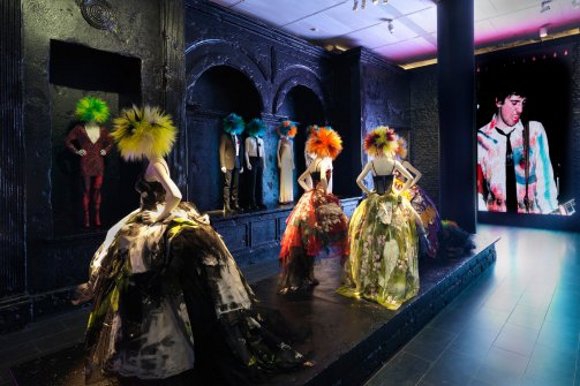 Cerita Pameran Met Gala 2013, Punk: Chaos to Couture