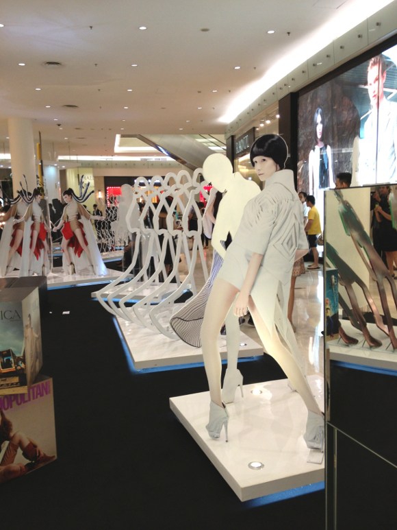 Imajinasi Calon Perancang Muda Lulusan LPTB Susan Budihardjo