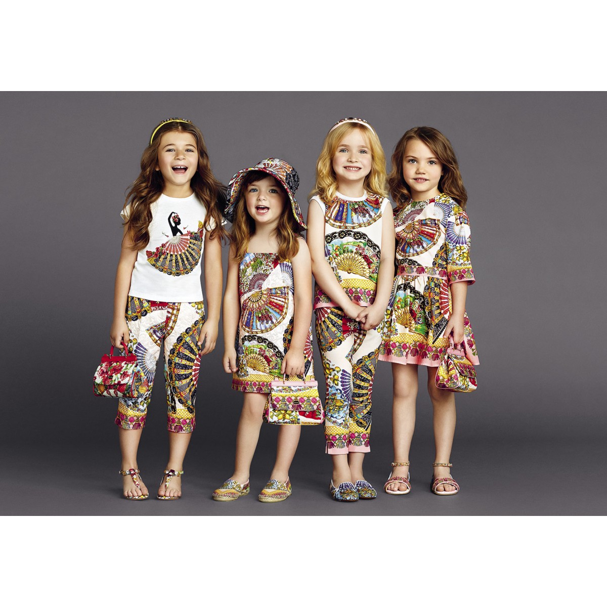 Sepatu Super Stylish untuk Si Kecil