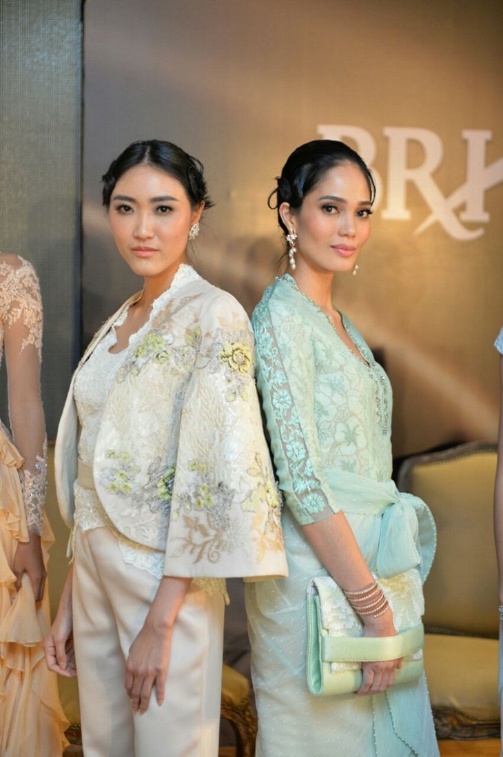 Daya Pikat Wastra Tradisional Ferry Sunarto