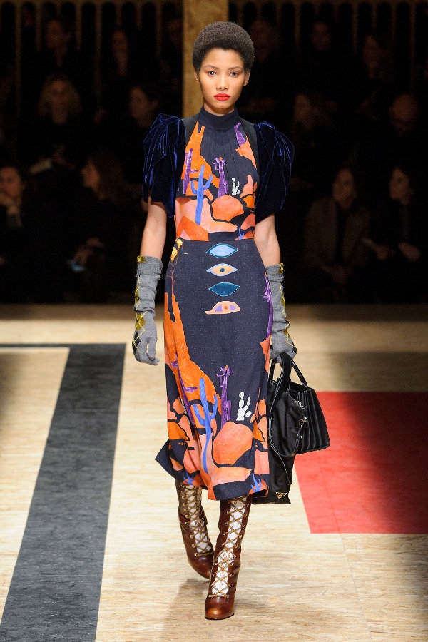 Pelukis di Balik Koleksi Terbaru Prada