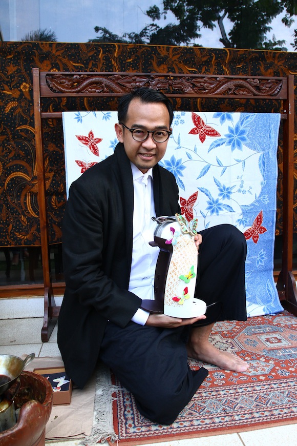 Cerita Seni Di Atas Mesin Kopi