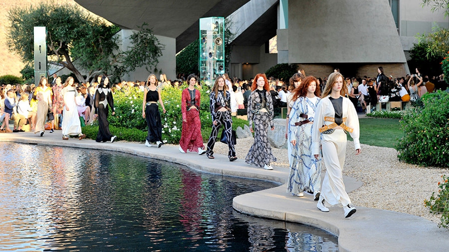 Chanel ke Kuba, Louis Vuitton Menuju Rio