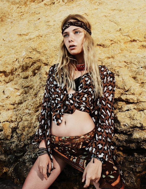 Busana Eksotis untuk Iklim Tropis