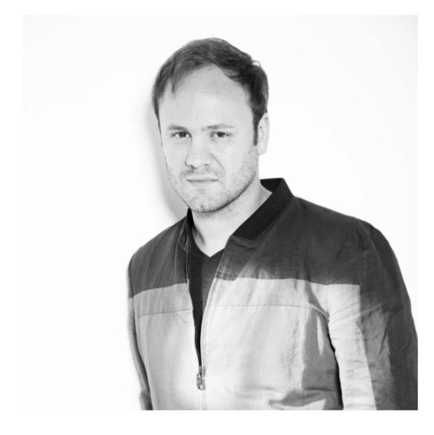 5 Jenis Sepatu yang Wajib Dimiliki Pilihan Nicholas Kirkwood