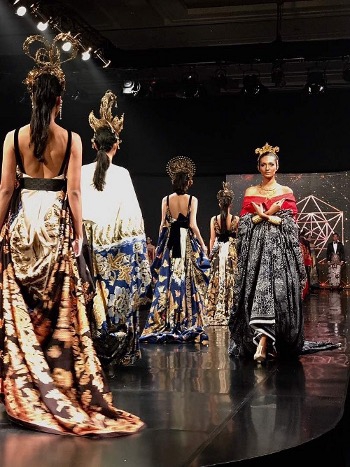 Mempersembahkan Condrosengkolo dari Iwan Tirta 