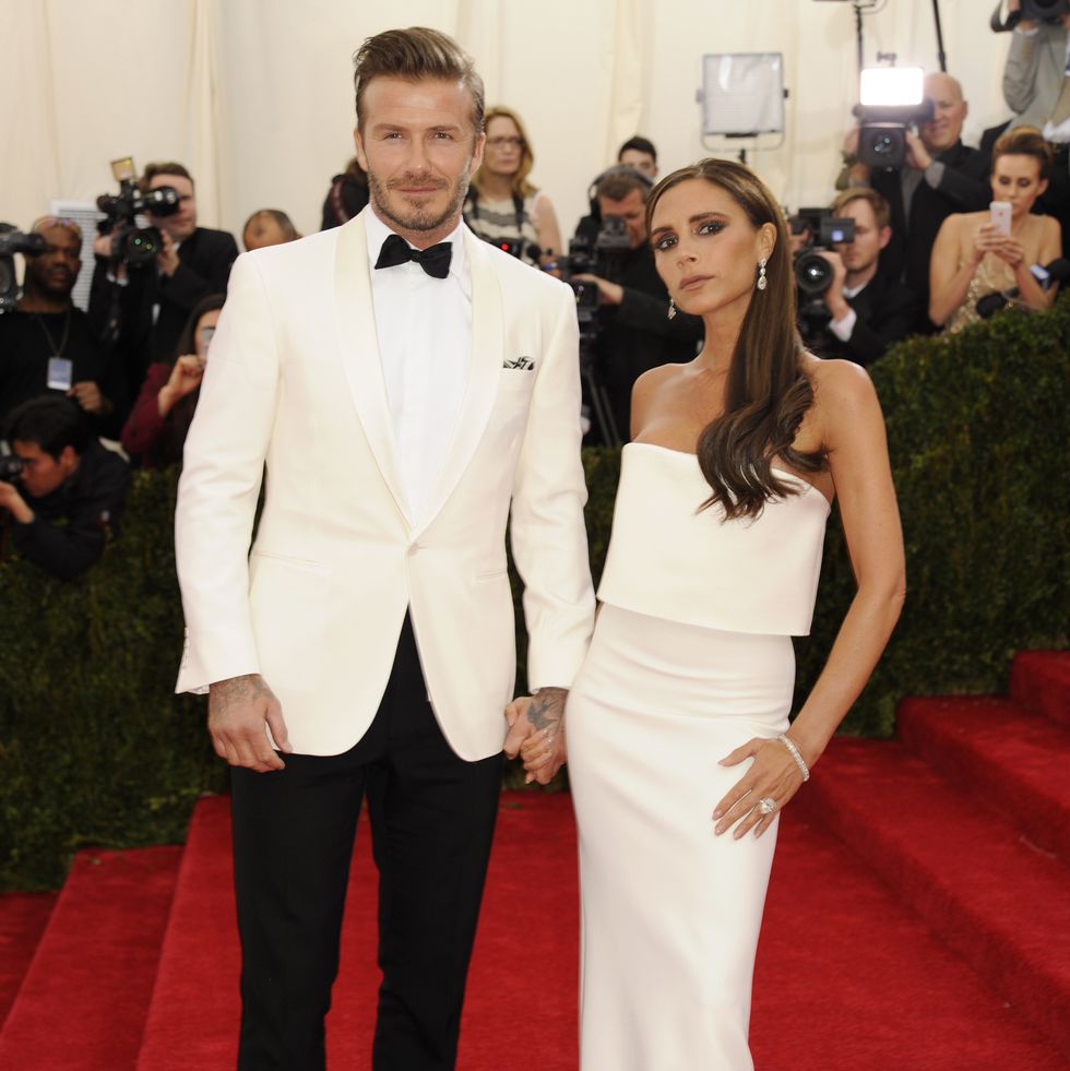 David dan Victoria Beckham Tampil Mesra di Video Throwback