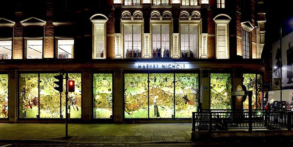 8 Butik dengan Window Display Natal Terindah di Dunia