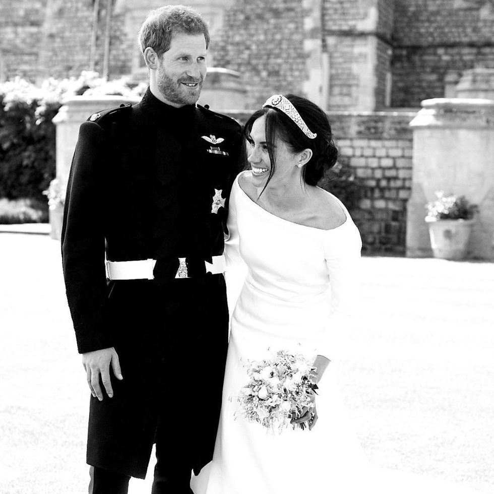 Cara Meghan Markle dan Pangeran Harry Rayakan Anniversary