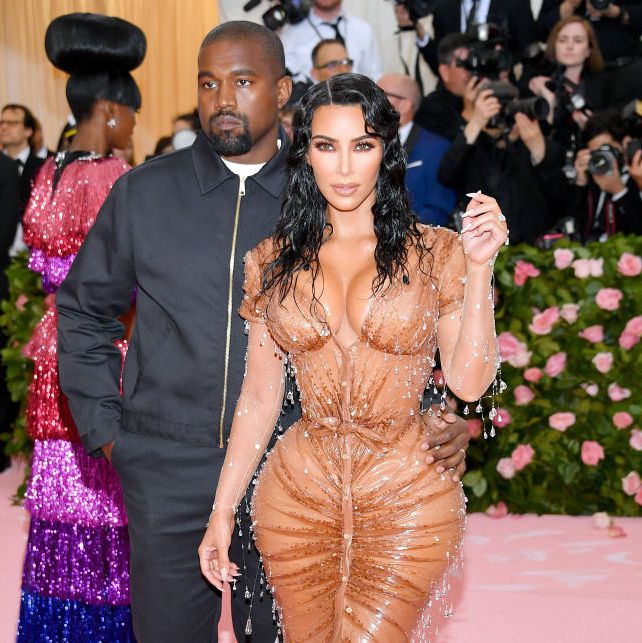 Kim Kardashian Menangkan Gaun Paling Ketat di Met Gala 2019