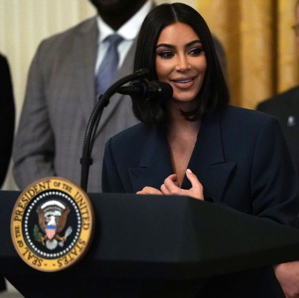 Kim Kardashian Bagikan Foto Anaknya di Gedung Putih