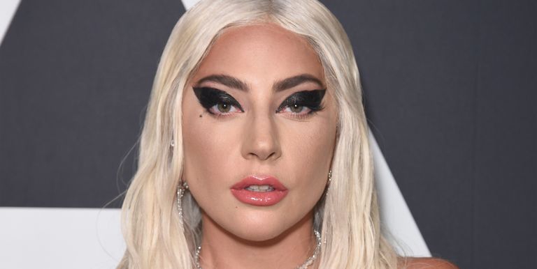 Lady Gaga Mengejutkan Fans dengan Cuitan Misteriusnya